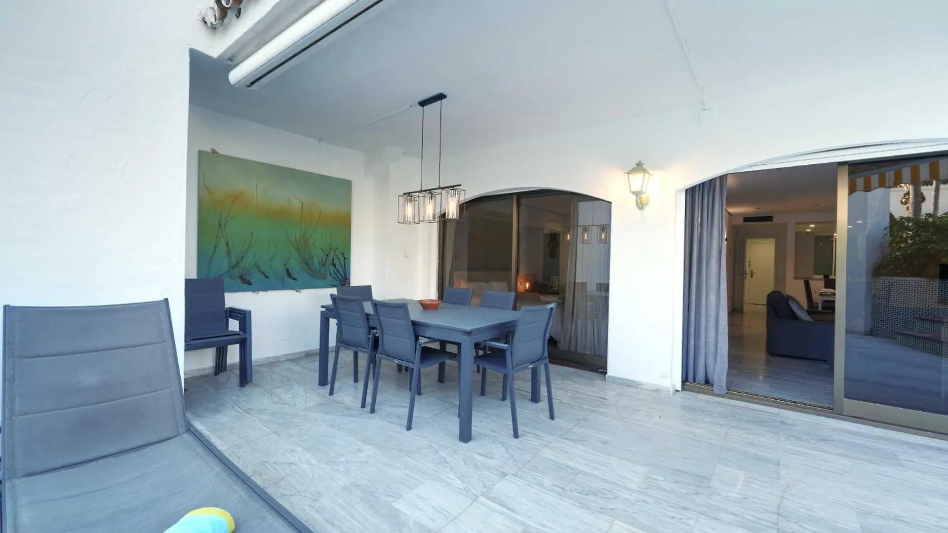 2033 Modern 3 Bed Large Terrace With Sun Loungers Lägenhet Marbella
